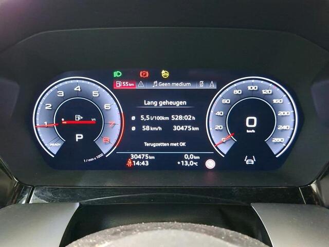 Audi A3 Limousine 30 TFSI S edition Navigatie Apple Carplay/Android Auto Parkeersensoren Adaptive Cruise Control Virtual Cockpit Climate Control Getinte ramen Lichtmetalen velgen