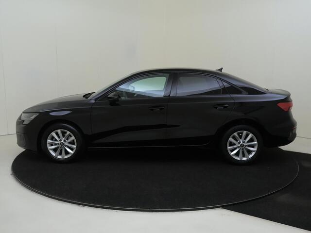 Audi A3 Limousine 30 TFSI Pro Line | CarPlay | Cruise control | Parkeersensoren achter | Virtual cockpit | Climate control | Bluetooth |