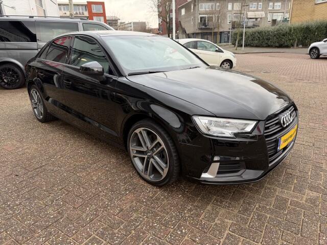 Audi A3 Limousine 2.0 TFSI quattro Sport Vol optie ,Leer,navi,panoramadak, 221 PK
