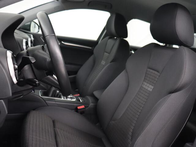 Audi A3 1.0 TFSI Design Pro Line Plus | Stoelverwarming | Trekhaak | Sportstoelen | Full LED | Navigatie | DAB | Cruise control | Climate control | Parkeerhulp | Bluetooth