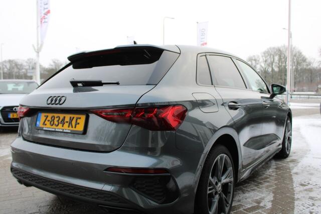 Audi A3 45TFSIe S-Line Edit.Camera ADCR Climate Apple Blackline 18LM Nw.st