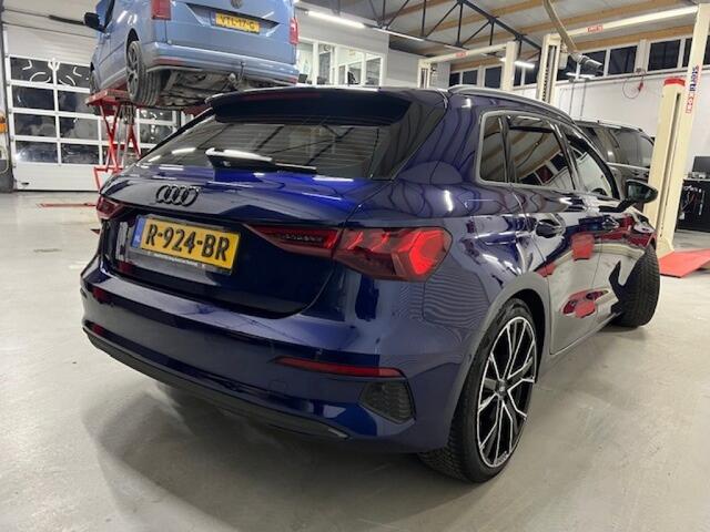 Audi A3 45 TFSI E S ED. COMP, Carplay, Dig.instrm.paneel, stoelverwarming, LED