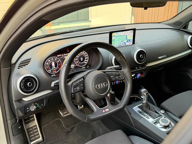 Audi A3 35 TFSI 2x S-Line S-Tronic N.A.P. 18'' Acc Virtueel