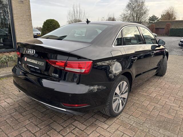 Audi A3 Limousine 1.5 TFSI Design Pro Line Navigatie / Parkeersensors / Stoelverwarming