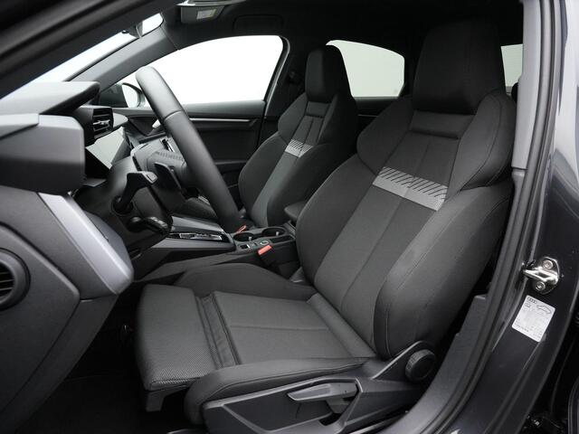 Audi A3 Limousine 30 TFSI 116 pk S-tronic Business edition | Navigatie | Parkeersensoren voor/achter | Carplay | Park Assist