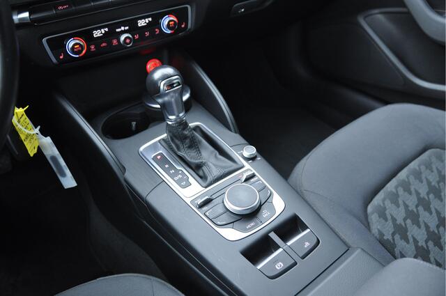 Audi A3 Cabriolet 35 TFSI CoD Advance Sport