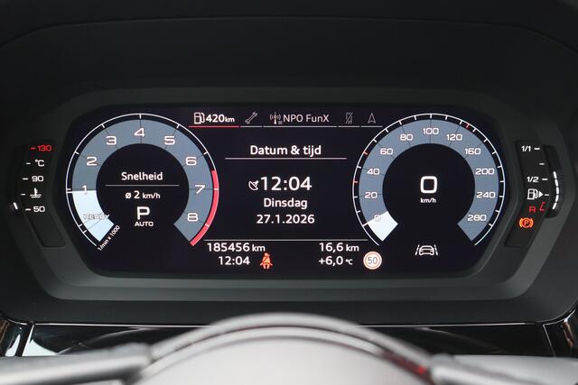 Audi A3 Limousine 30 TFSI Business edition | Origineel NL | Navigatie | Trekhaak | Climate Control | Cruise Control |