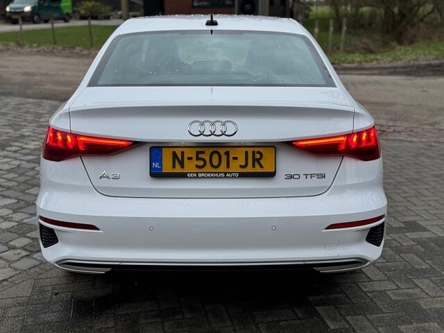 Audi A3 Limousine 30 TFSI autom Advanced edition digidash,ecc,lmv,led,navi,sportstoelen,chroom