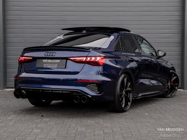 Audi A3 Limousine 35 TFSI S-Line Pano S3 B&O 19"velgen