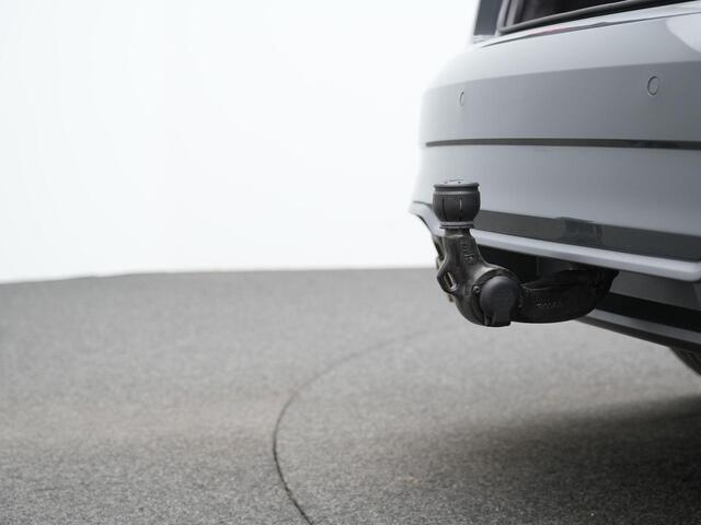 Audi A3 Cabriolet 35 TFSI 150 pk CoD S-Line | Trekhaak | Stoelverwarming | Navigatie | Parkeersensoren voor/achter