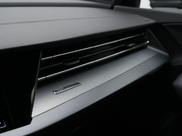 Audi A3 Limousine 35 TFSI 150 pk S-tronic S edition / S-Line | Achteruitrijcamera | Stoelverwarming | Adaptive Cruise | Navigatie