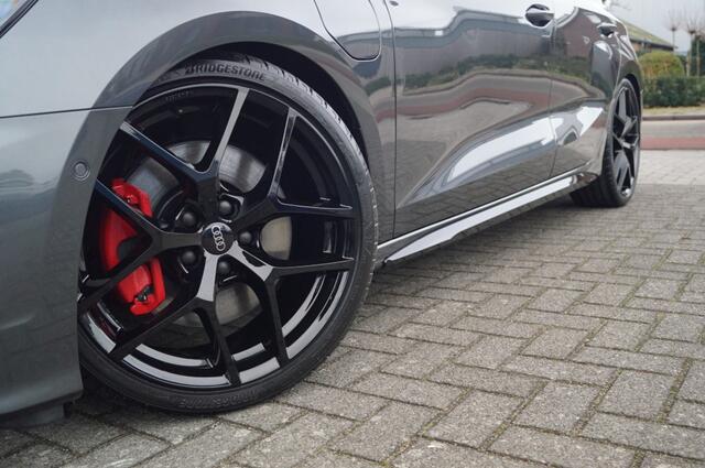 Audi A3 Sportback 45 TFSIe (245pk) 3X S-line Carbon/Matrix LED/HUD/BenO/19 inch VOL!