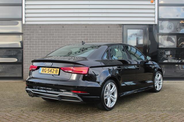 Audi A3 Limousine 1.5 TFSI CoD Sport S Line Edition / LED / N.A.P.
