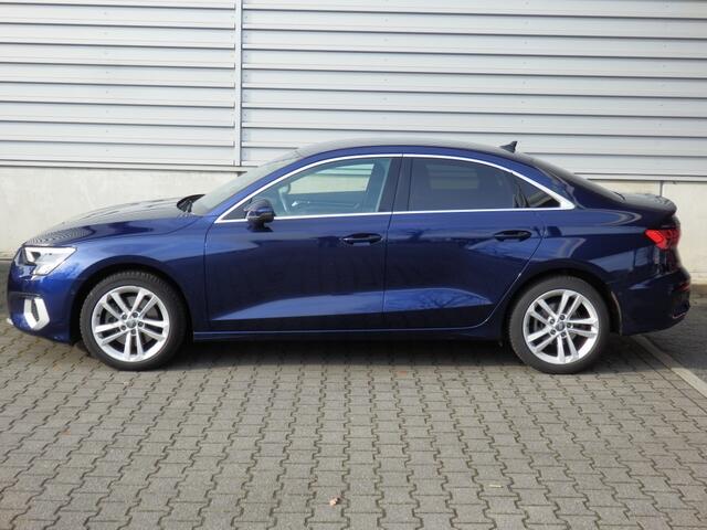 Audi A3 Limousine 35 TFSI Bns edition I Comfort stoelen I Afn. trekhaak I