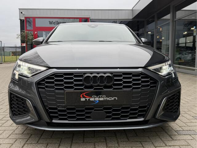 Audi A3 Limousine 30 TFSI AUT. *!* 2x S-LINE *!* CARPLAY/ LED/ 18 INCH/ BLACK OPTIEK/ PRIVACY GLAS *!*