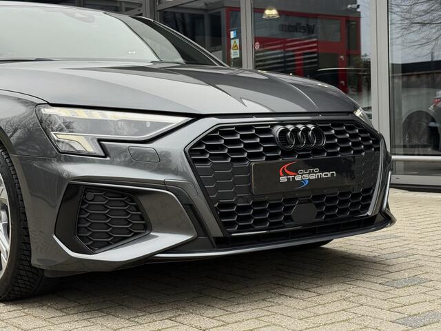 Audi A3 Limousine 30 TFSI AUT. *!* 2x S-LINE *!* CARPLAY/ LED/ 18 INCH/ BLACK OPTIEK/ PRIVACY GLAS *!*