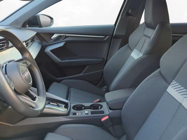 Audi A3 Limousine 35 TFSI Advanced ** LED, NAVI+, VIRTUAL, VERW. SPORTST, 3-ZONE AIRCO, 18-inch LMV ** 1e EIG - Ex AUDI-AG ** ** INFORMEER OOK NAAR ONZE AANTREKKELIJKE FINANCIAL-LEASE TARIEVEN **