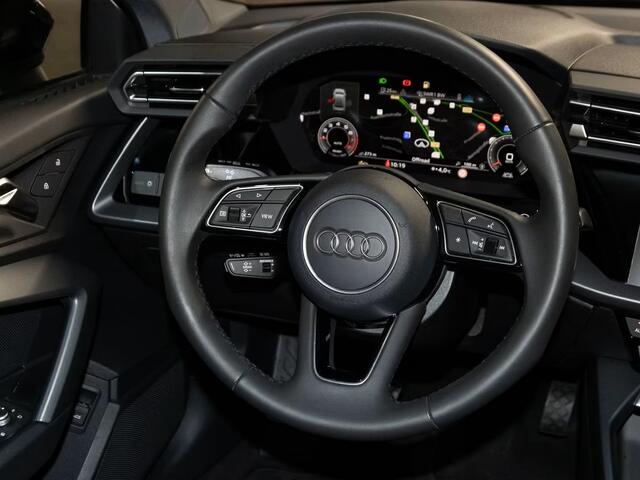 Audi A3 Limousine 35 TFSI Advanced ** LED, NAVI+, VIRTUAL, VERW. SPORTST, 3-ZONE AIRCO, 18-inch LMV ** 1e EIG - Ex AUDI-AG ** ** INFORMEER OOK NAAR ONZE AANTREKKELIJKE FINANCIAL-LEASE TARIEVEN **