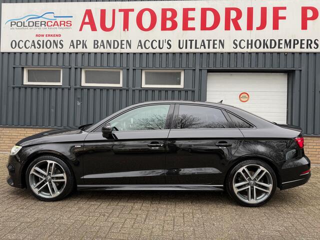 Audi A3 Limousine 1.5 TFSI CoD Sport S Line Edition Panoramadak Standkachel