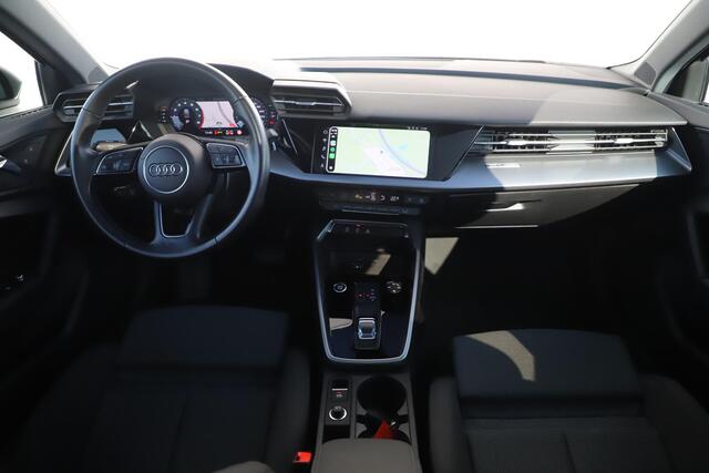 Audi A3 Limousine 30 TFSI Business edition Automaat Panoramadak Sportstoelen LED Virtual Cockpit Navigatie Carplay Android