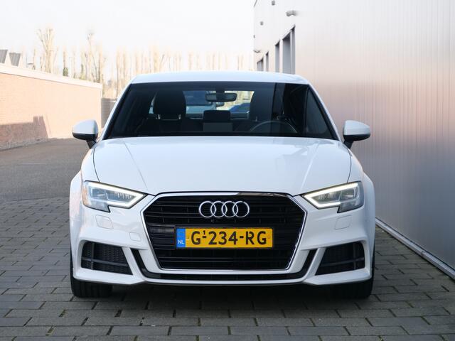 Audi A3 Limousine 35 TFSI CoD Advance Sport S-Line Automaat Apple Carplay / LED / Navigatie / DAB