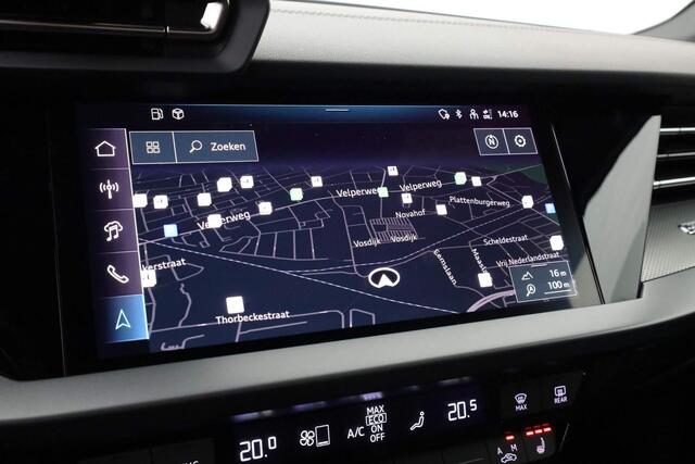 Audi A3 Limousine S edition 30 TFSI 116 pk | Achteruitrijcamera | Led-koplampen | Parkeersensoren voor en achter | Adaptieve cruise control | 18 inch | Stoelverwarming