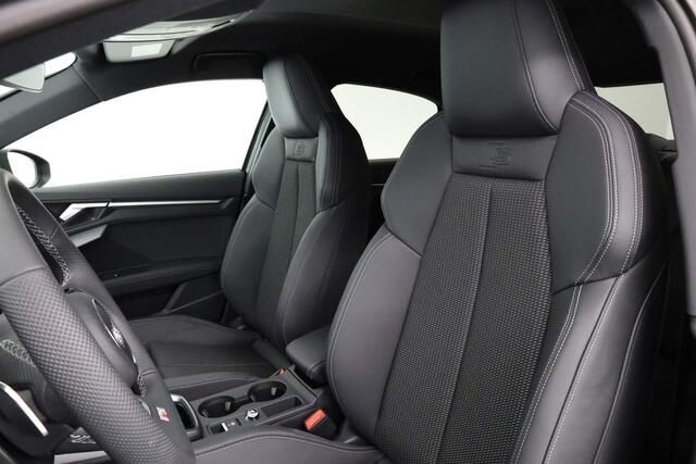 Audi A3 Limousine S edition 30 TFSI 116 pk | Achteruitrijcamera | Led-koplampen | Parkeersensoren voor en achter | Adaptieve cruise control | 18 inch | Stoelverwarming