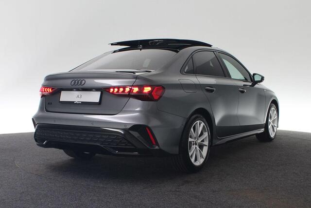 Audi A3 Limousine S edition 35 TFSI 150 pk Panoramadak | Sonos Premium 3d | Lichtpakket Pro Ambient Light
