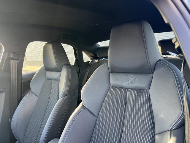 Audi A3 Limousine 35 TFSI | 150pk | S Line | Nieuw Model | Nieuw Binnen! | Virtual Cockpit | Stoelverwarming | Led