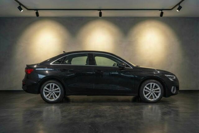 Audi A3 Limousine 35 TFSI 150 pk Pano l Camera l FULL LED l Bang & Olufsen