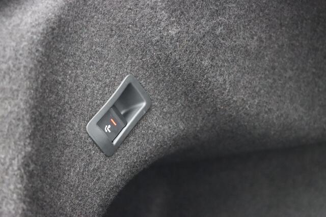 Audi A3 Limousine 40 TFSI quattro Advance Sport 190pk S-Tronic | Trekhaak | Stoelverwarming