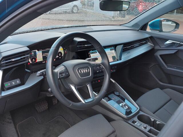 Audi A3 Limousine 30 TFSI 110pk Automaat Advanced Edition | Navi | Apple Carplay+Android Auto | Clima | Adap.Cruise | Led Koplampen+Achterlichten | Sfeerverlichting | Sportstoel+Stoelverwarming | Pdc | 17''lm