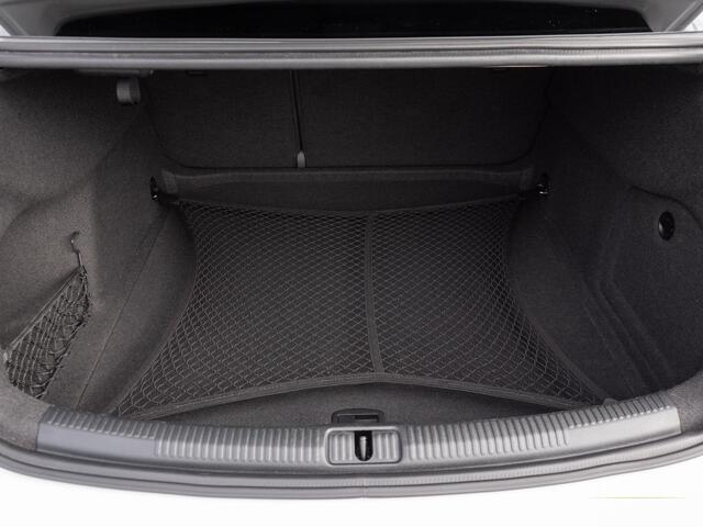 Audi A3 Limousine 2.0 TFSI quattro 3x S-Line 245pk NAP 19" Concaver