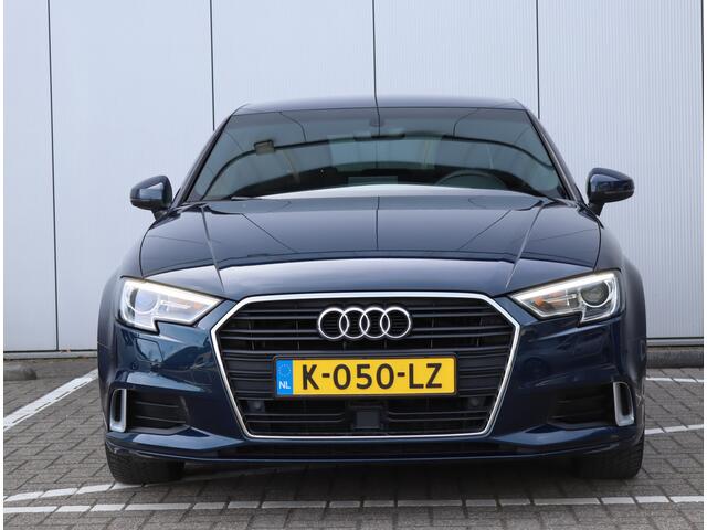 Audi A3 Limousine 35 TFSI CoD Design Pro Line Plus | Stoelverwarming