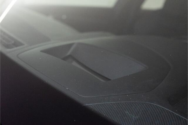 Audi A3 Limousine 35 TFSI S Edition 150PK | Pano | B&O | HUD | Matrix | Sfeer | VOL! Garantie