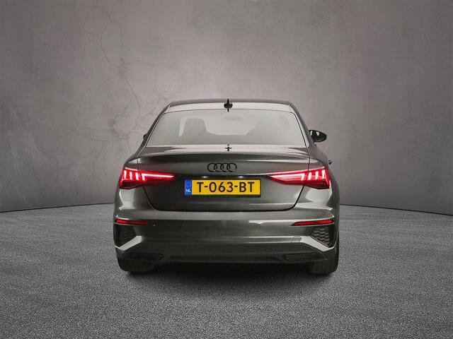 Audi A3 Limousine 30 TFSI S edition | LED matrix koplampen | Achteruitrijcamera | Navigatie | Cruise control | Virtual cockpit | Stoelverwarming