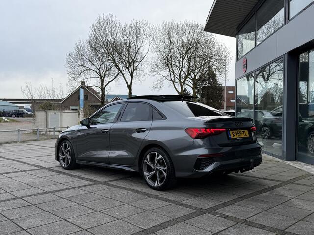 Audi A3 Limousine Aut. 30 TFSI S-Line | Panorama | Stoel verwarming | Virtual |