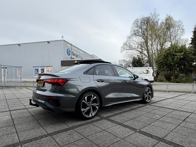 Audi A3 Limousine Aut. 30 TFSI S-Line | Panorama | Stoel verwarming | Virtual |
