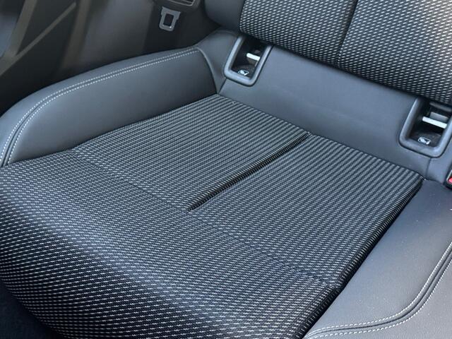 Audi A3 Limousine 30 110pk TFSI S edition Parkeerhulp achter | Cruise control | MMI navigatie plus MMI touch