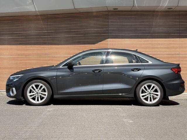 Audi A3 Limousine 30 TFSI Advanced edition Navi / Carplay / Stoelverwarming / Clima / Adapt. Cruise