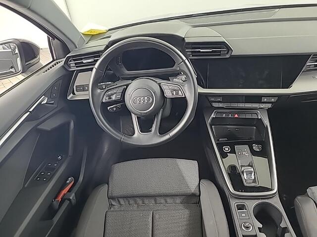 Audi A3 Limousine 35 TFSI Business edition
