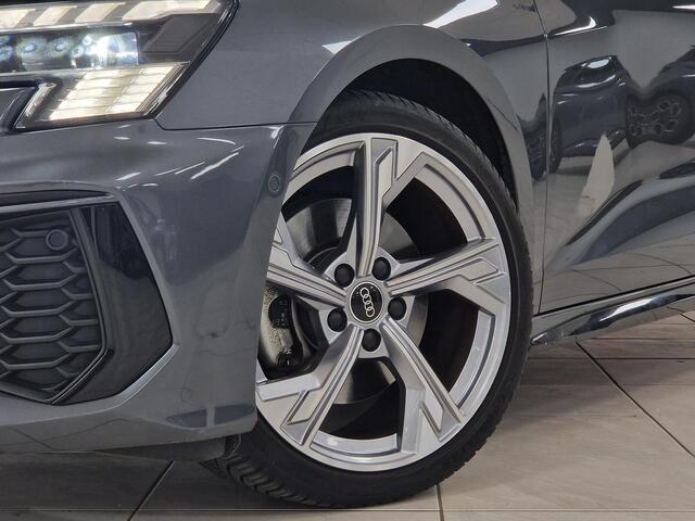 Audi A3 Limousine 35 TFSI S edition Panoramadak l Stoelverwarming