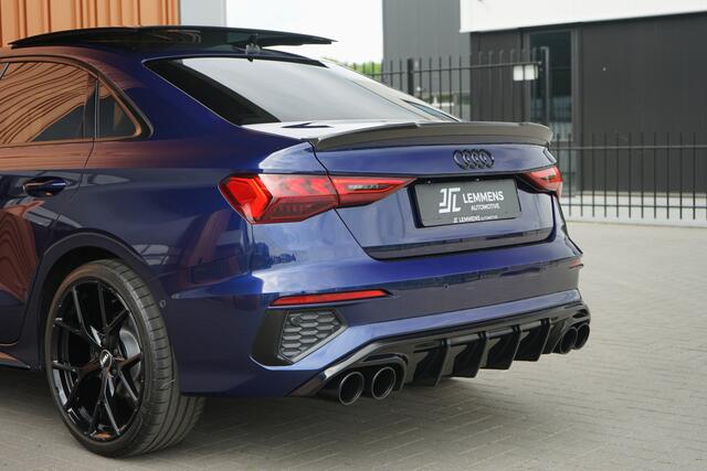 Audi A3 Limousine 35 TFSI S edition Panodak Matrix RS stoelen B&O Sfeerv.