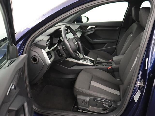 Audi A3 30 TFSI Advanced edition | Stoelverwarming | Adaptive cruise | Keyless | Camera | Carplay | Audi Sound | Full LED | Climate control | Virtual Cockpit | Parkeerhulp
