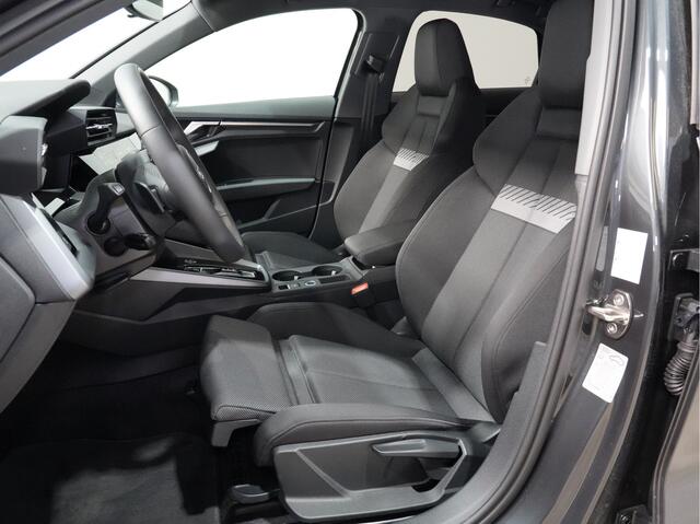 Audi A3 Limousine 30 TFSI S-Tronic Advanced Ed. | Virtual Cockpit | Matrix-LED | ACC | Camera | 2025