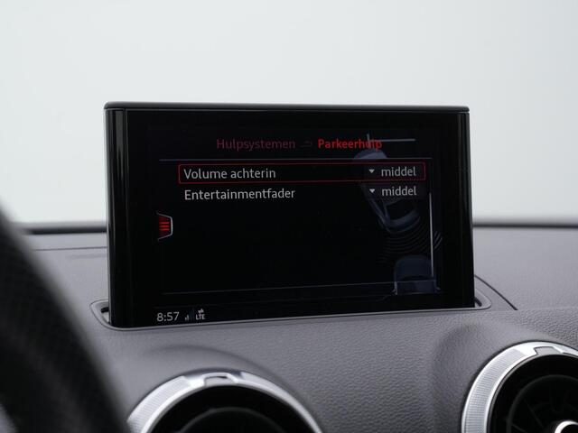 Audi A3 Limousine 35 TFSI 150 pk S-tronic CoD S-Line | Stoelverwarming | Navigatie | Carplay | Parkeersensoren achter