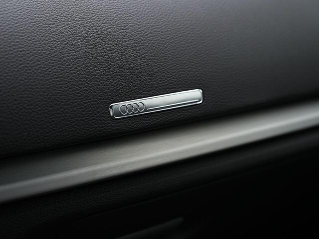 Audi A3 Limousine 35 TFSI 150 pk S-tronic CoD S-Line | Stoelverwarming | Navigatie | Carplay | Parkeersensoren achter