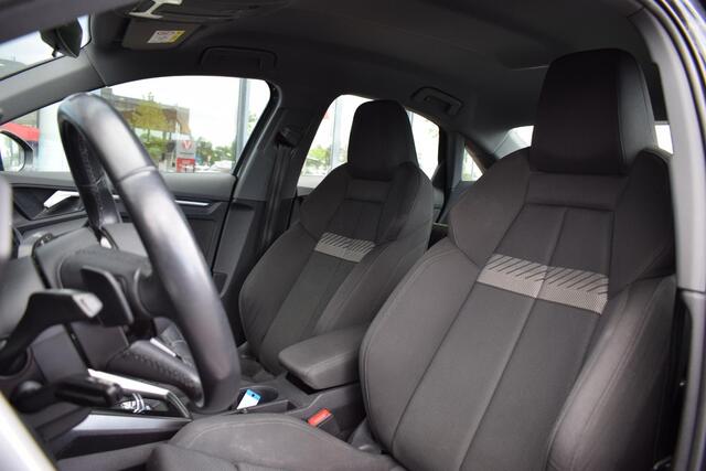 Audi A3 Limousine 35 TFSI Business edition | Automaat | Sportstoelen | LED | CarPlay