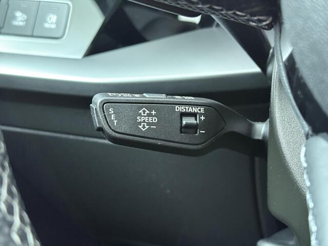 Audi A3 Limousine 35 TFSI S edition | 150 PK | Automaat | Panoramadak | S line | Climate control |