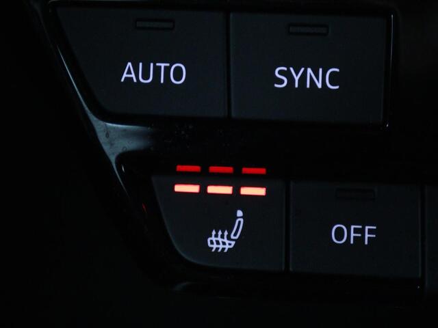 Audi A3 30 TFSI Advanced edition | Stoelverwarming | Matrix LED | Adaptive cruise | Camera | Park Assist | Elektrische stoel | Carplay | Sportstoelen | Navigatie | Virtual Cockpit | Climate control | Audi Sound